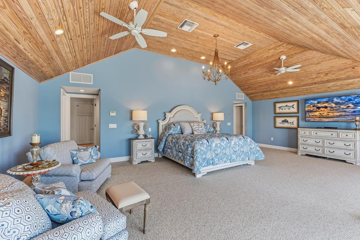 40 SEAWATCH LAKE DRIVE — photo 14 of 37