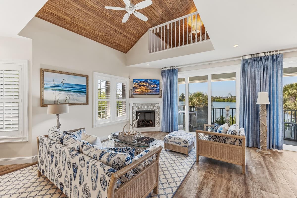 40 SEAWATCH LAKE DRIVE — photo 3 of 37