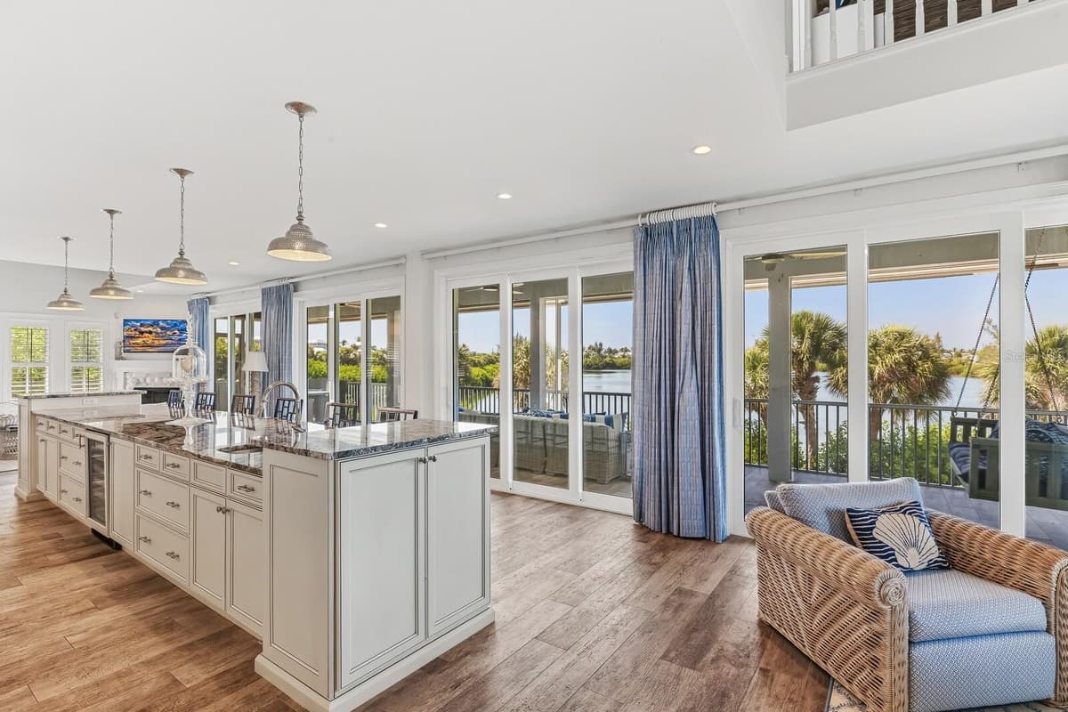 40 SEAWATCH LAKE DRIVE — photo 10 of 37