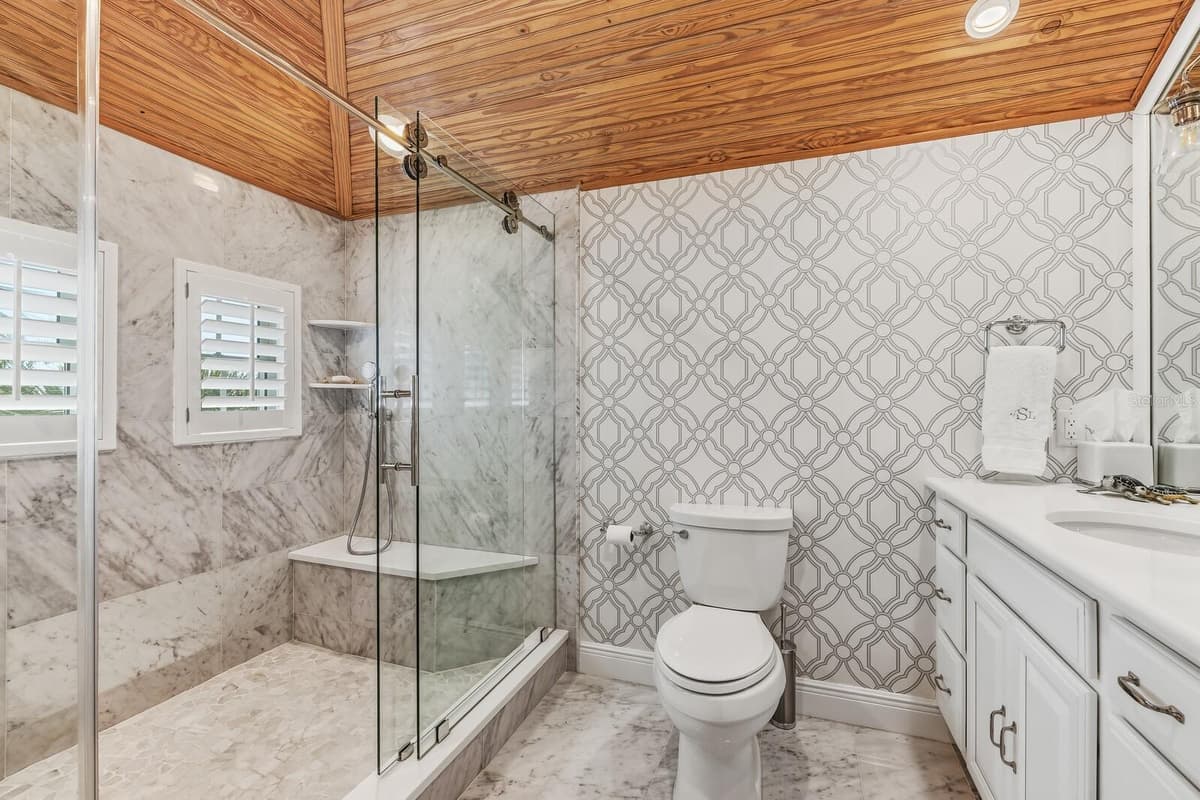 40 SEAWATCH LAKE DRIVE — photo 18 of 37