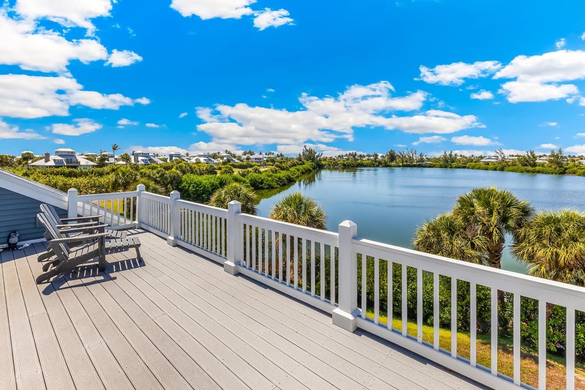 40 SEAWATCH LAKE DRIVE — photo 16 of 37