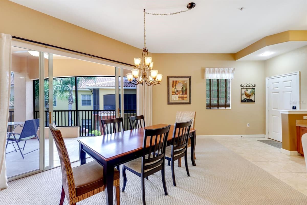 8721 PIAZZA DEL LAGO CIRCLE — photo 10 of 36