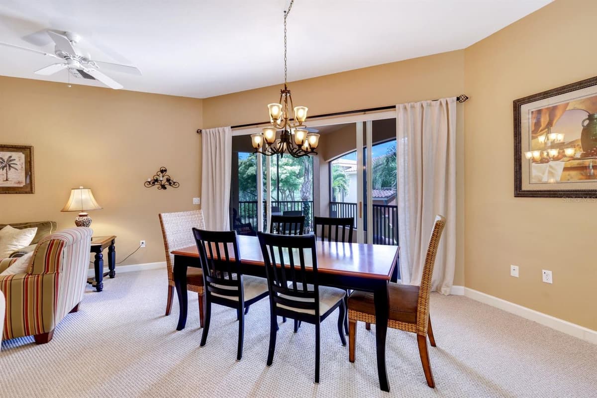 8721 PIAZZA DEL LAGO CIRCLE — photo 9 of 36