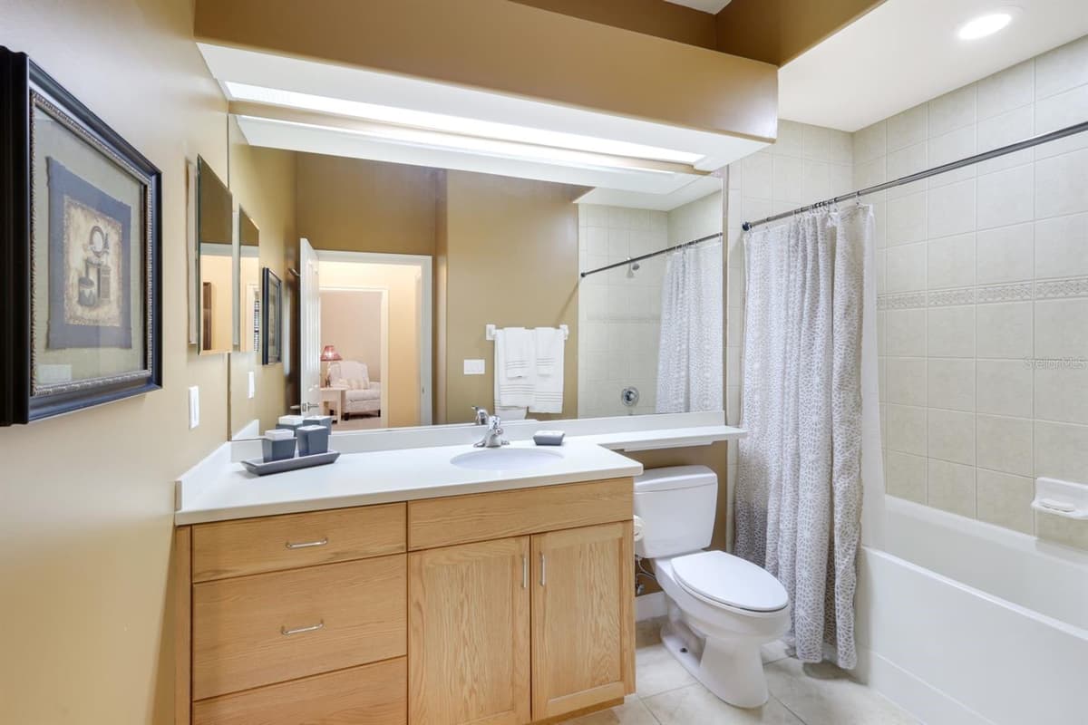 8721 PIAZZA DEL LAGO CIRCLE — photo 22 of 36