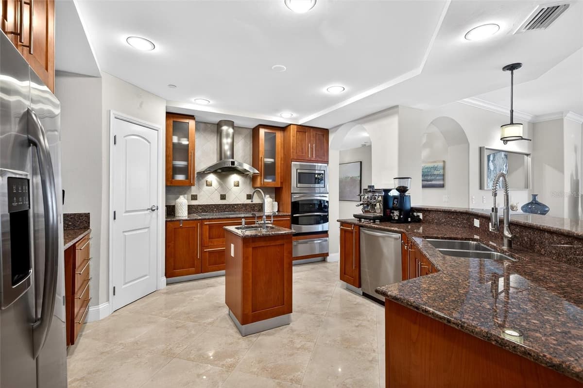 3703 ATLANTIC AVENUE — photo 24 of 93
