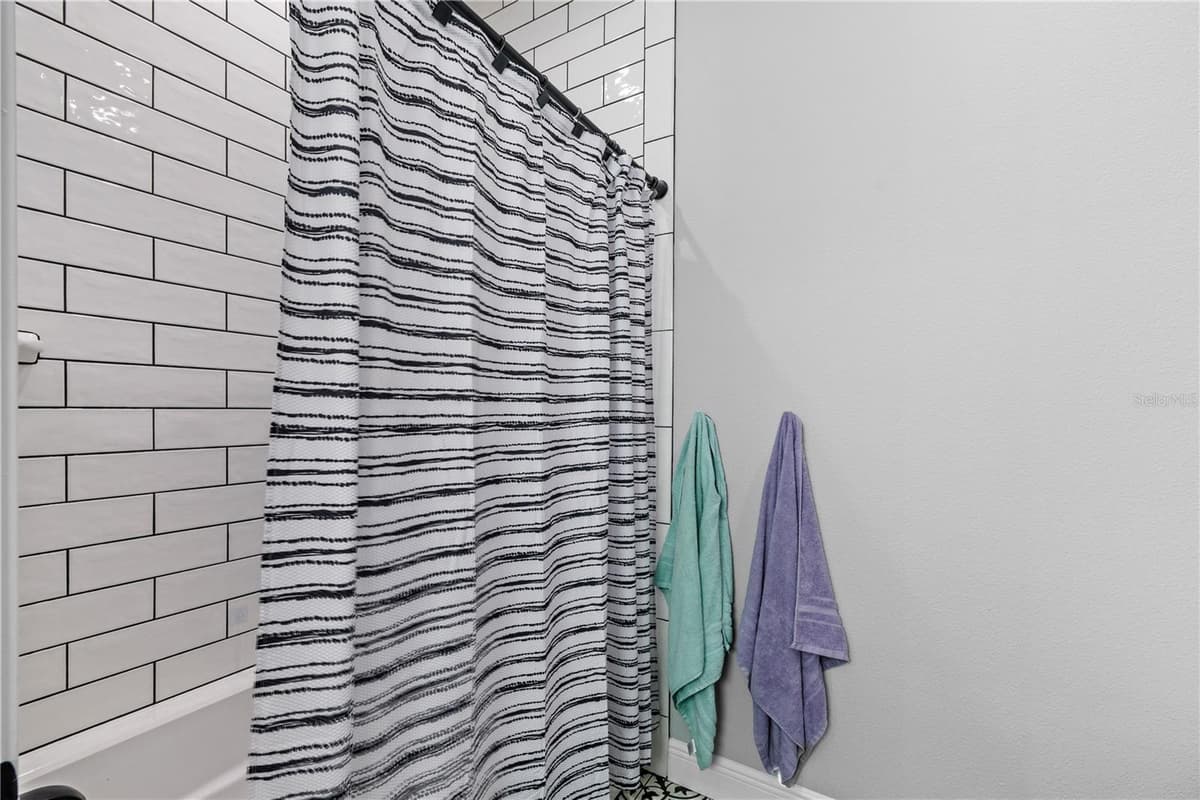 22250 DEER PARK AVENUE — photo 33 of 83