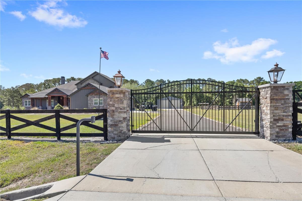 22250 DEER PARK AVENUE — photo 4 of 83