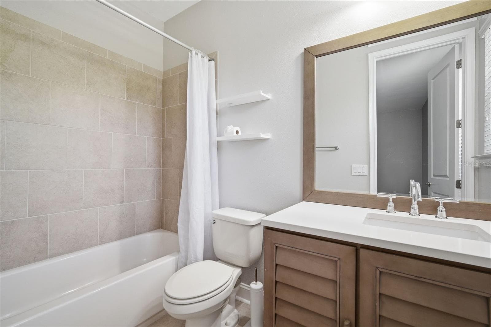 4335 ORTONA LANE — photo 75 of 94