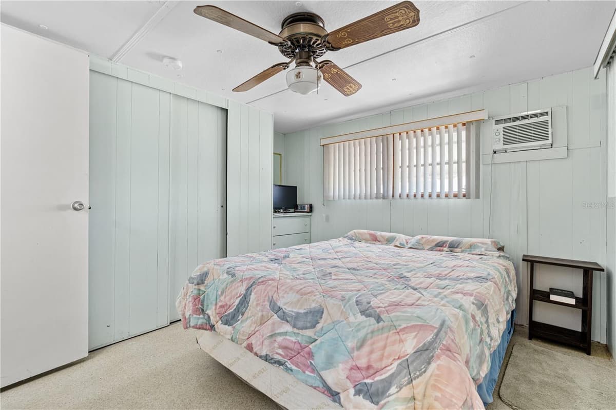 2400 SAN MIGUEL AVENUE — photo 19 of 25