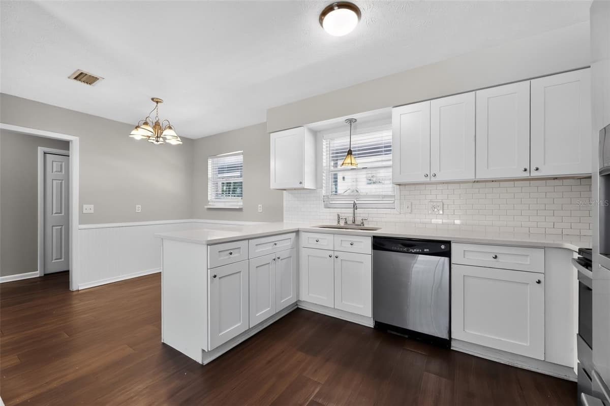 1543 REDBUD COURT — photo 10 of 20