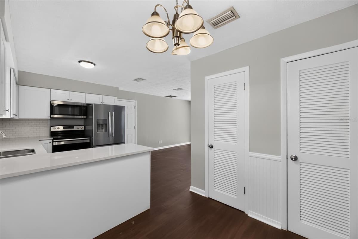 1543 REDBUD COURT — photo 12 of 20