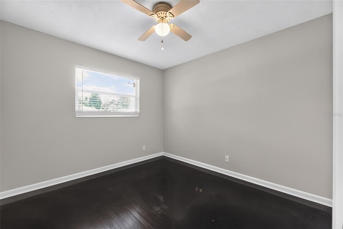 1543 REDBUD COURT — photo 16 of 20