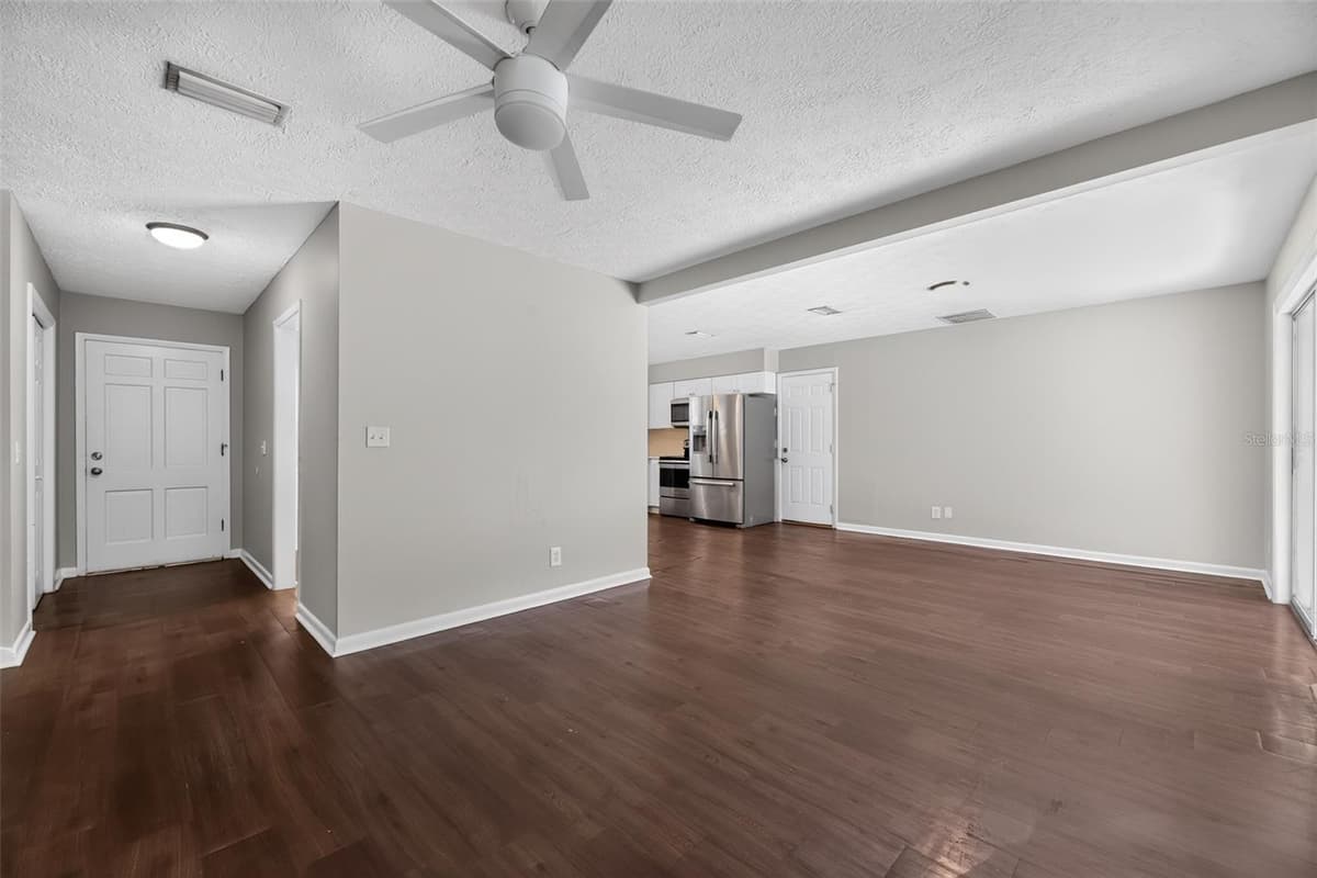 1543 REDBUD COURT — photo 9 of 20