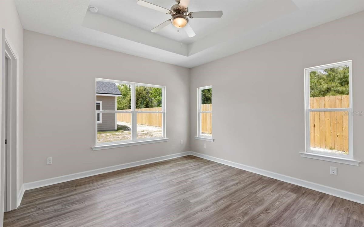 206 MESA STREET — photo 14 of 28