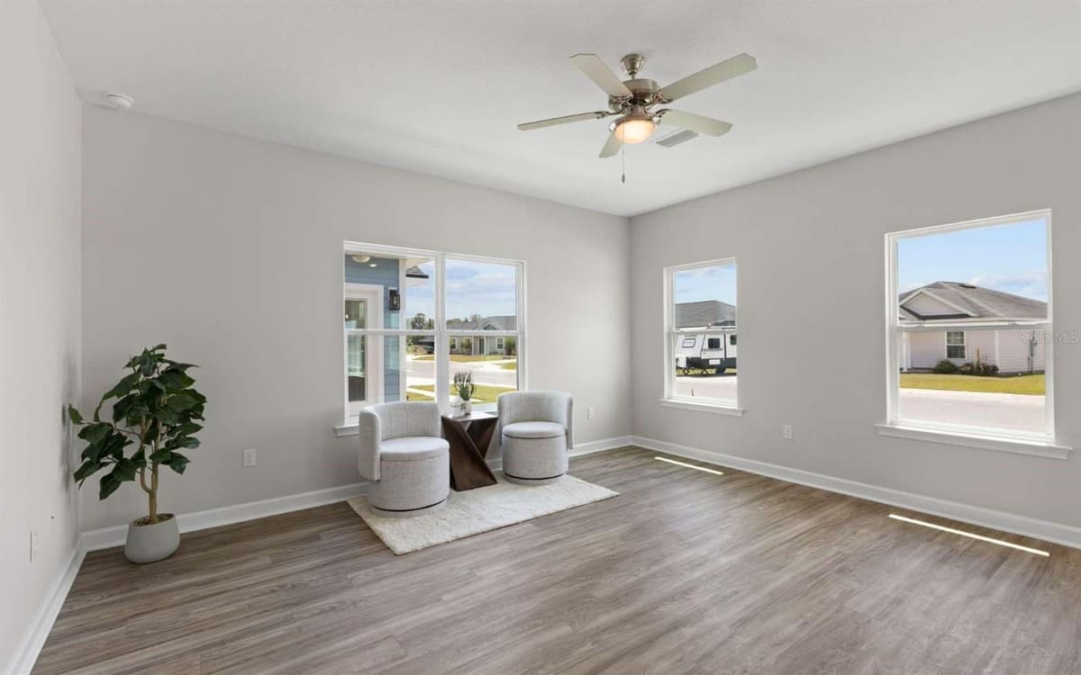 206 MESA STREET — photo 10 of 28