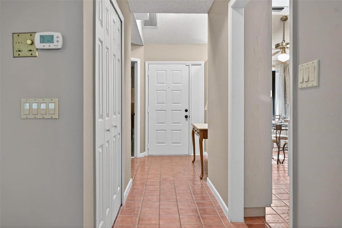 603 WATERWOOD DRIVE — photo 3 of 31
