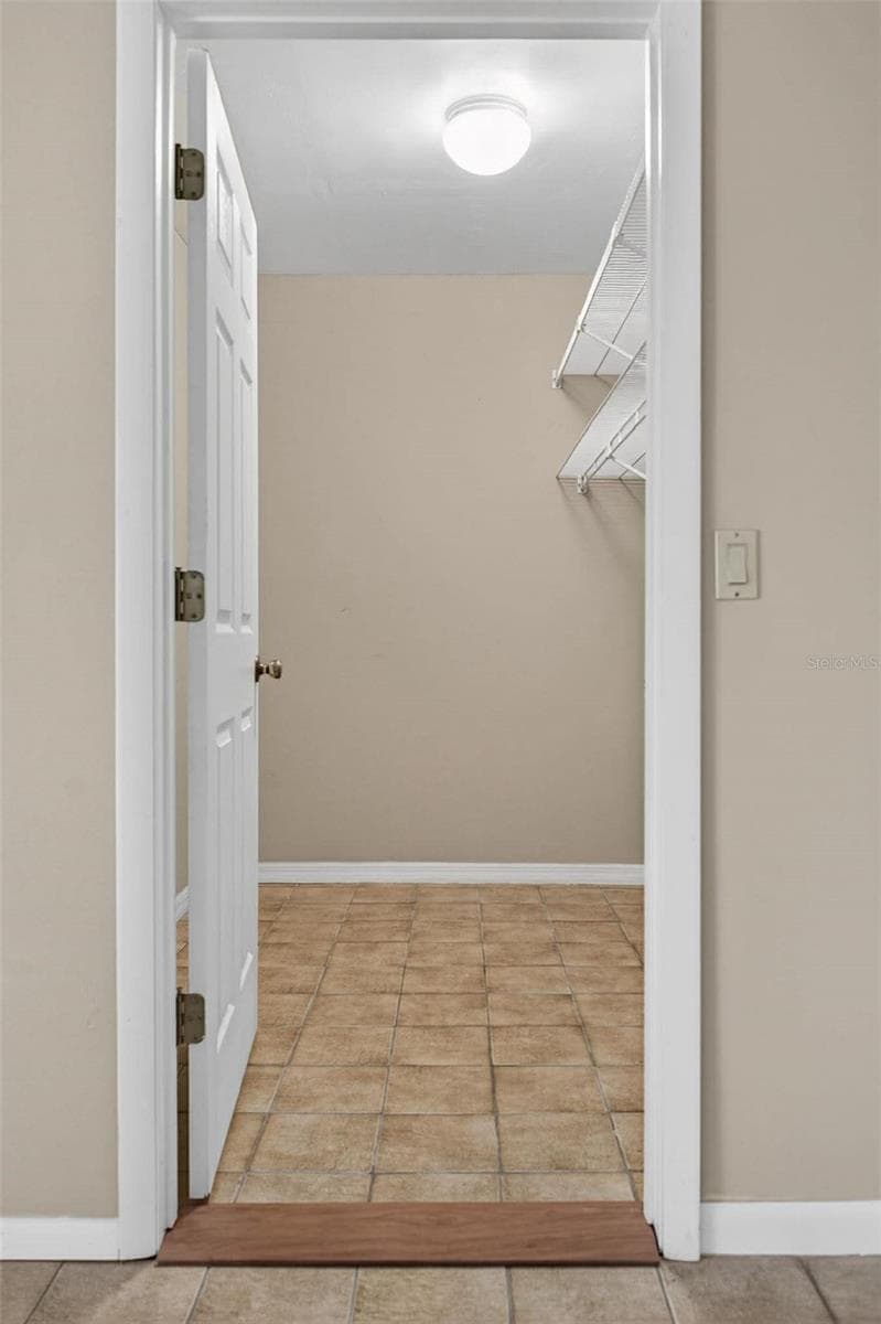 603 WATERWOOD DRIVE — photo 13 of 31