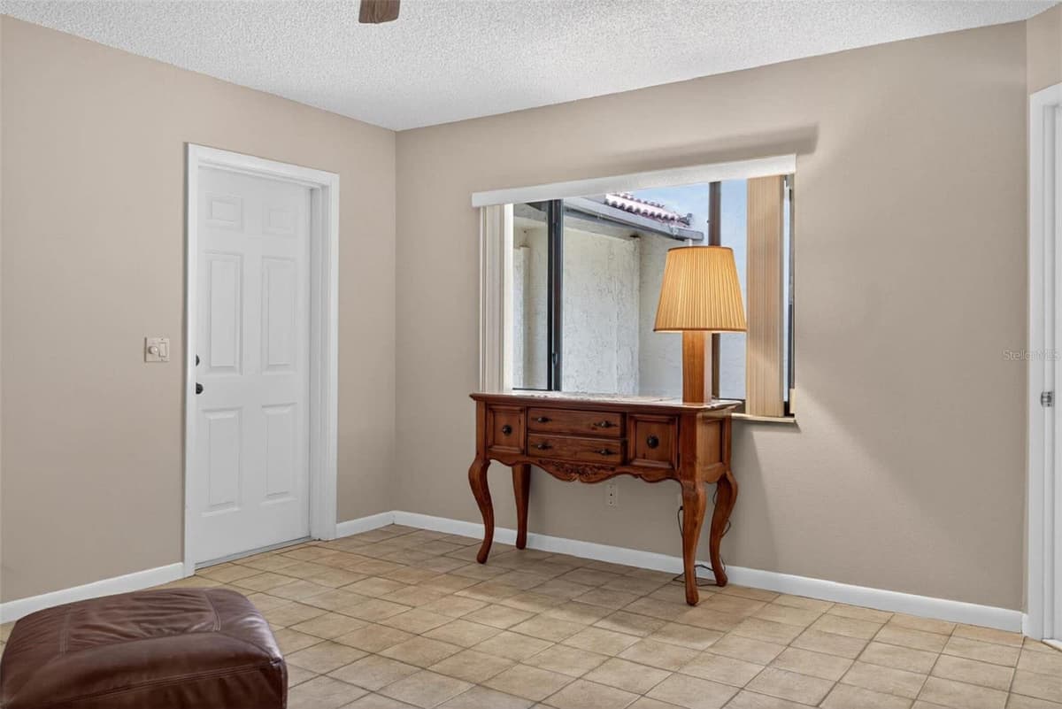 603 WATERWOOD DRIVE — photo 14 of 31