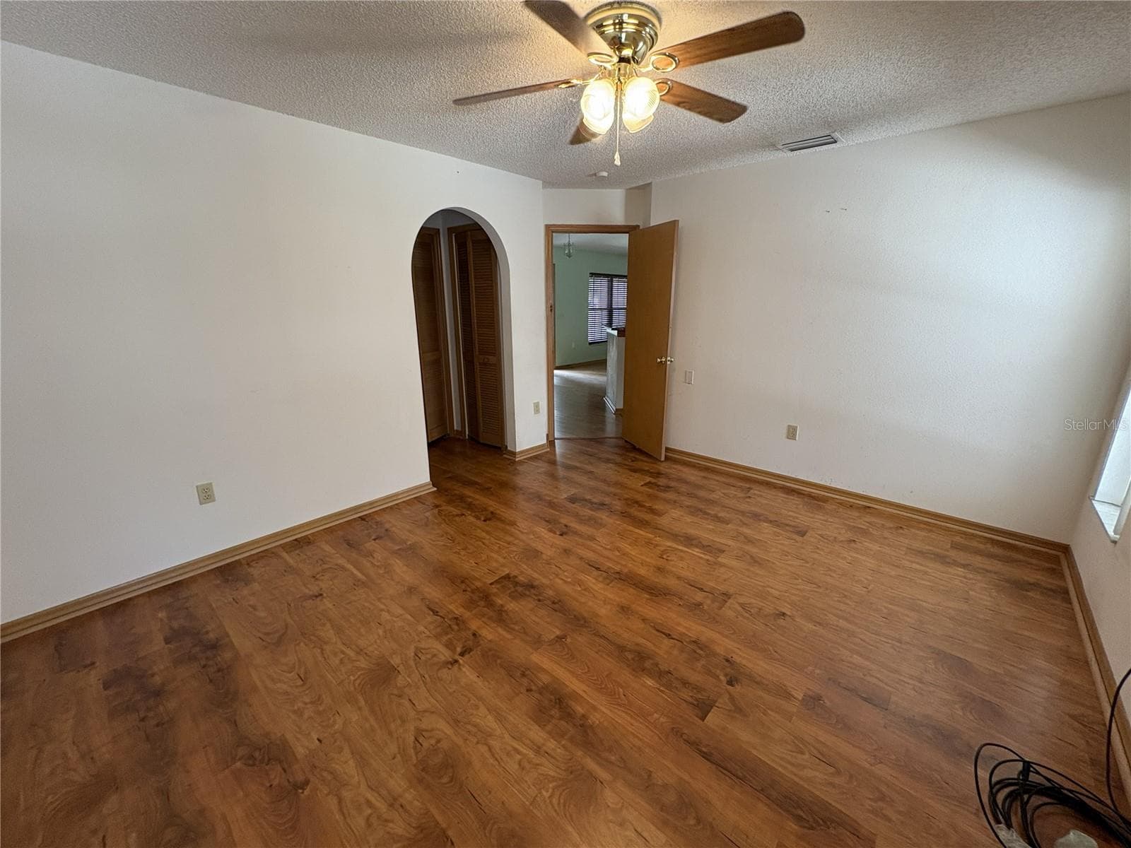 5085 BONE LANE — photo 36 of 48