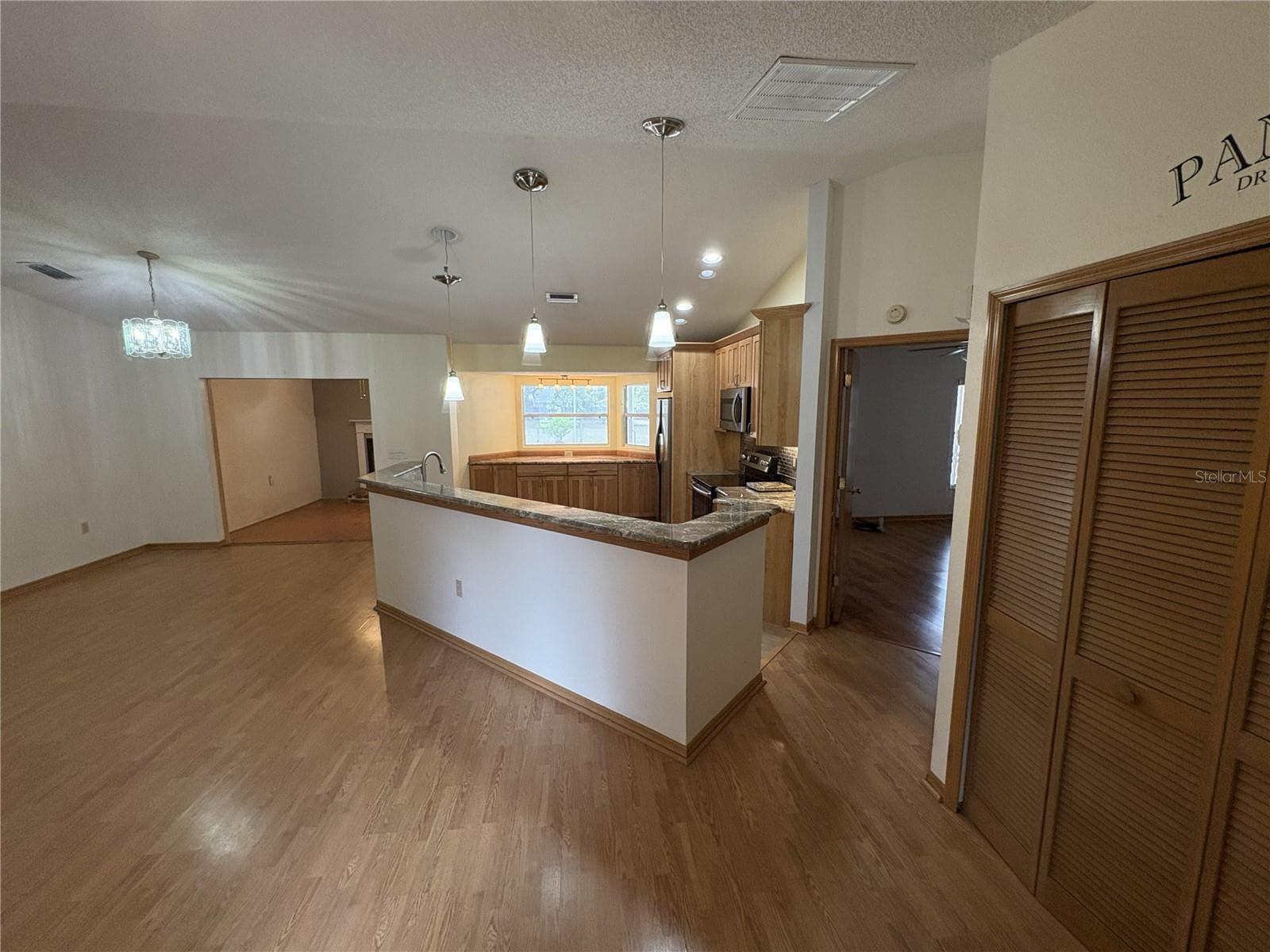 5085 BONE LANE — photo 16 of 48
