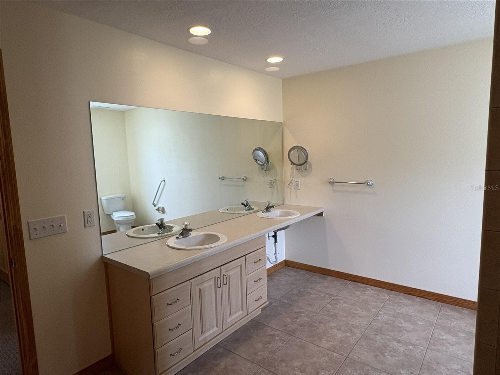 5085 BONE LANE — photo 33 of 48