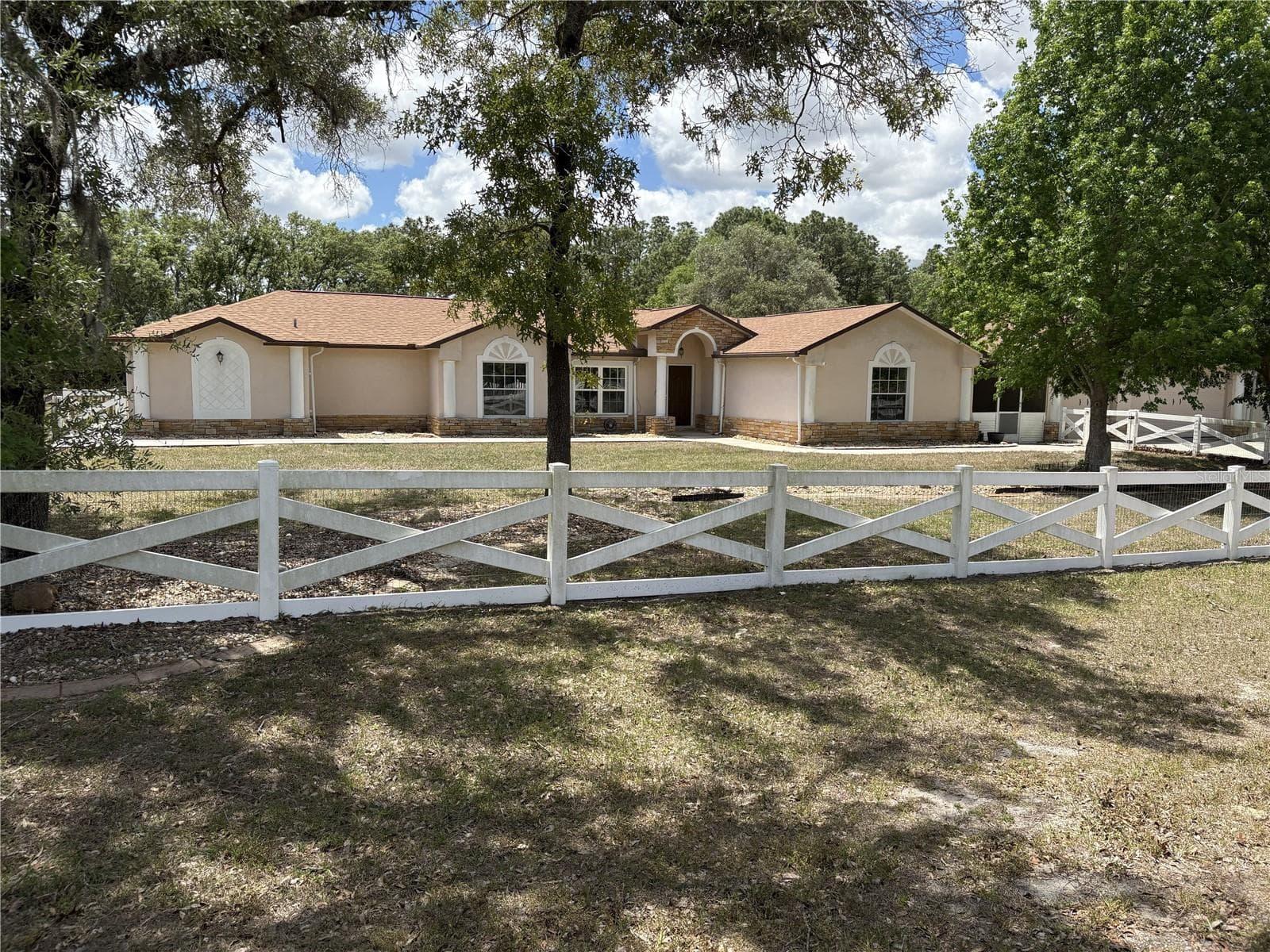 5085 BONE LANE — photo 1 of 48