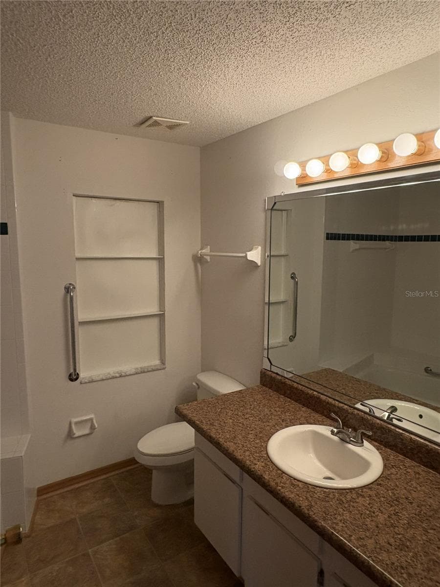 5085 BONE LANE — photo 40 of 48