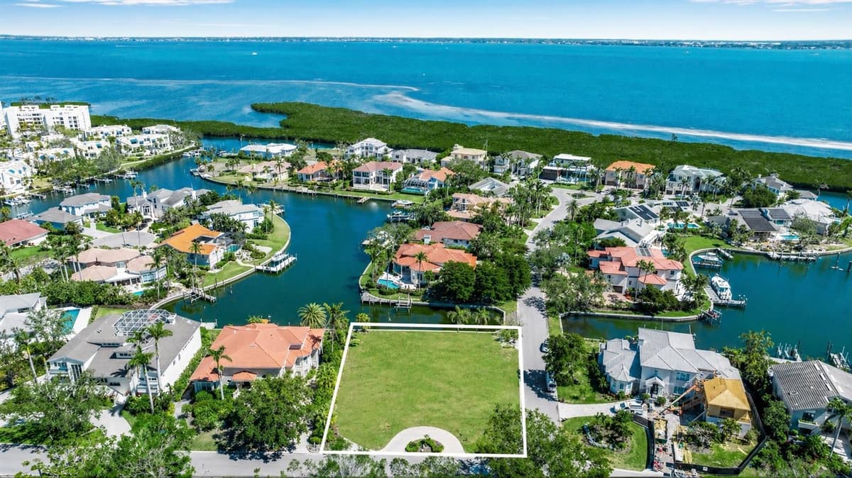 1600 HARBOR SOUND DRIVE — photo 4 of 4