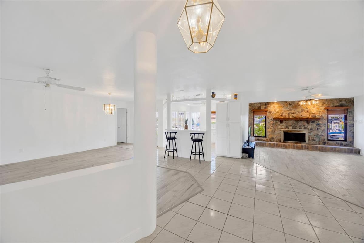 8143 CHANNEL DRIVE — photo 15 of 72