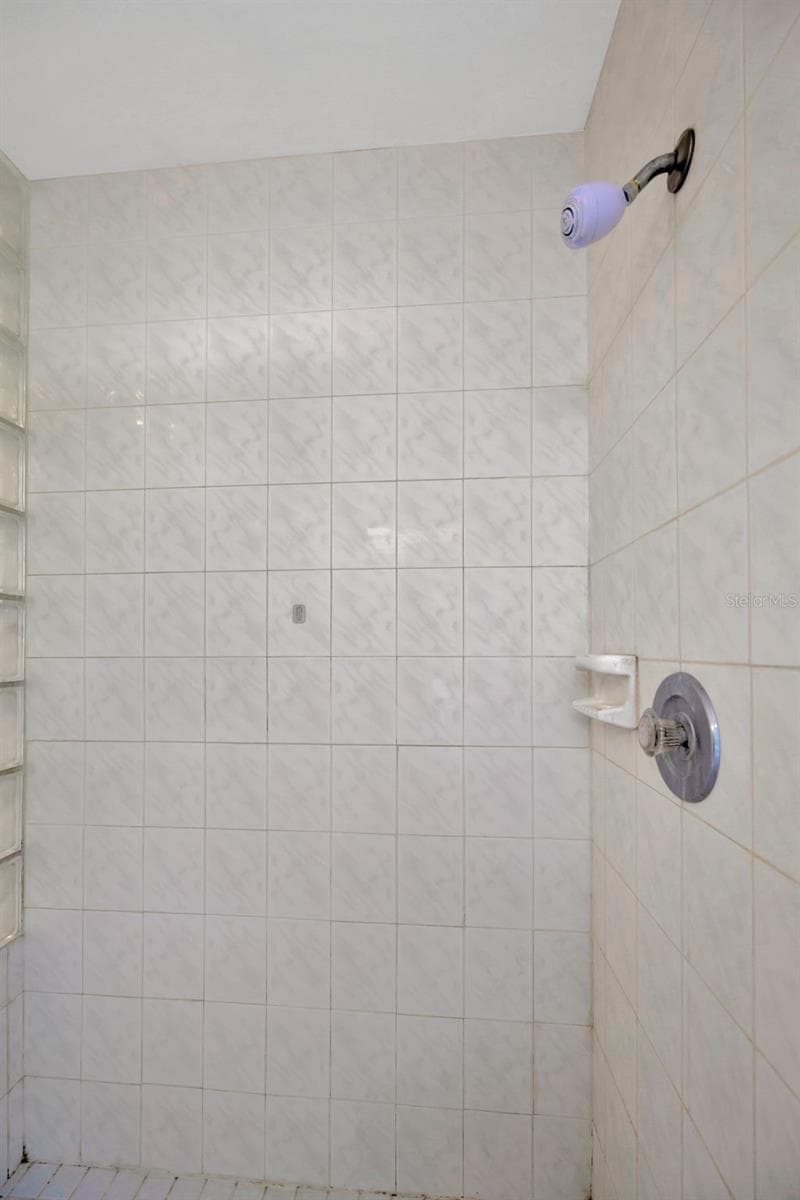 8143 CHANNEL DRIVE — photo 44 of 72