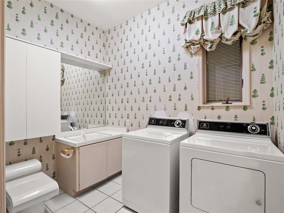 775 ILAKEE AVENUE — photo 53 of 89