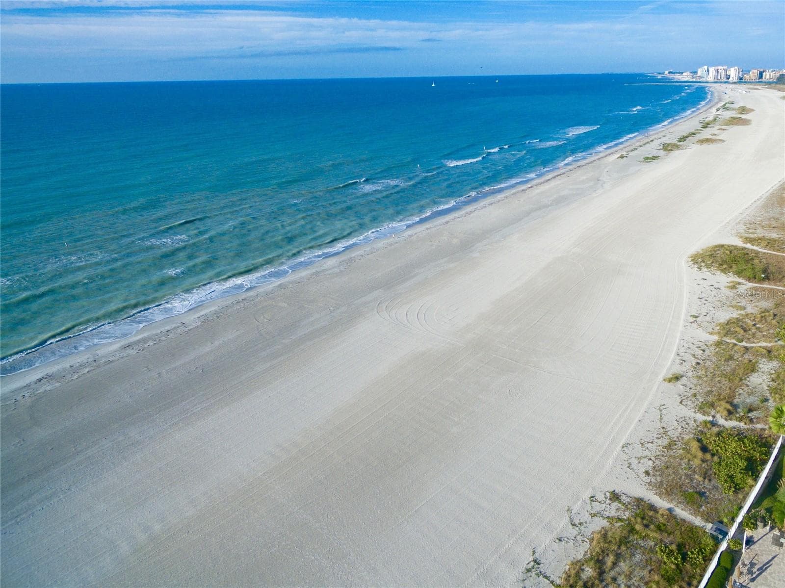 1390 GULF BOULEVARD — photo 3 of 60