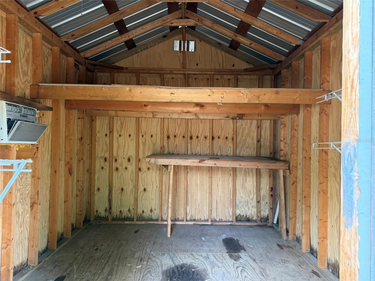 8732 CR 647 — photo 24 of 25