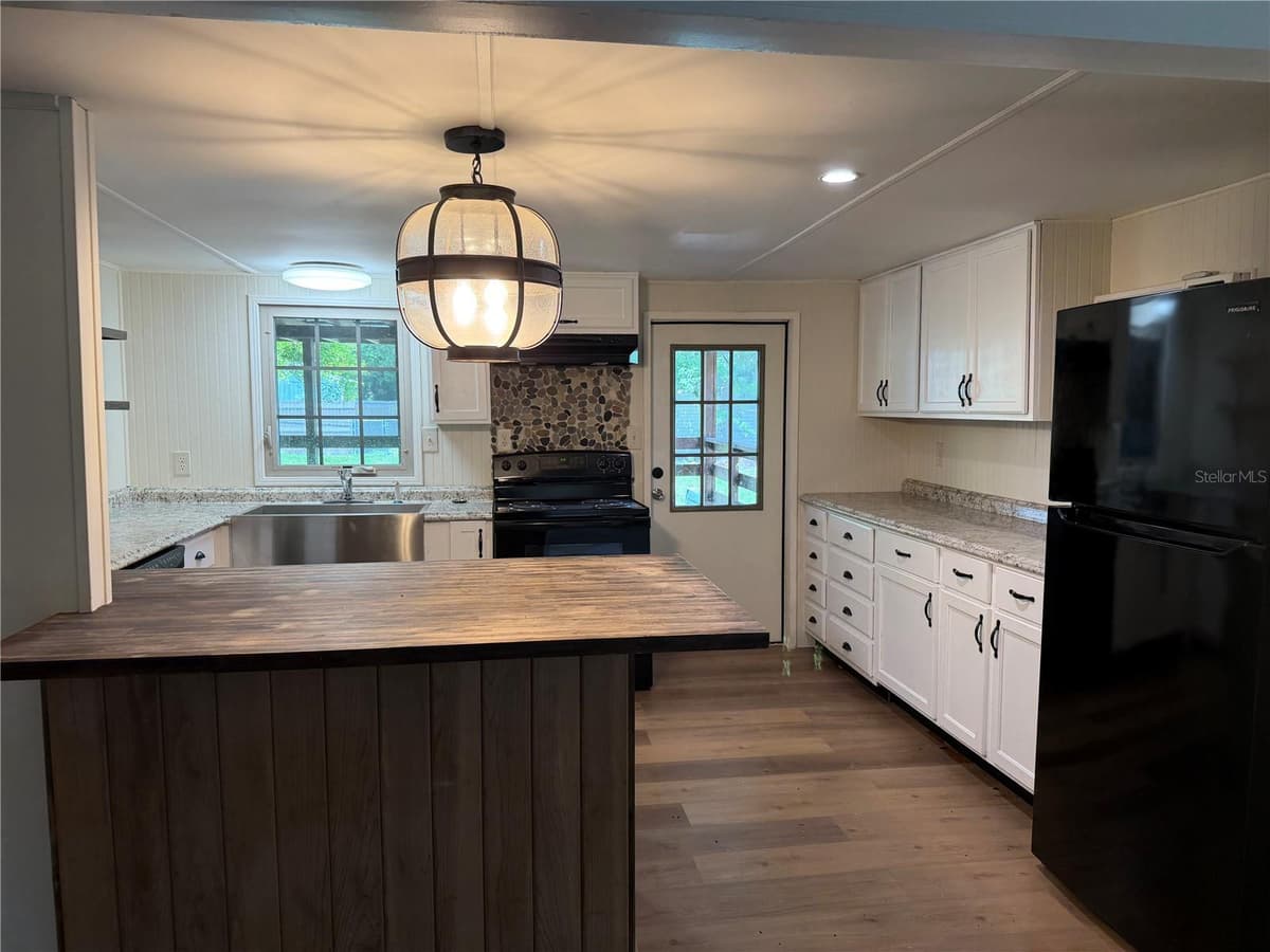 8732 CR 647 — photo 6 of 25