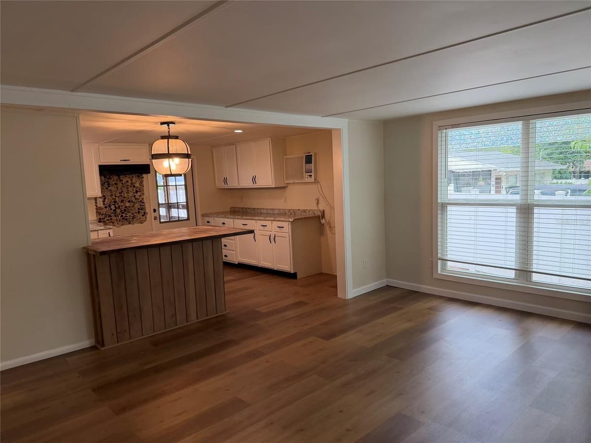 8732 CR 647 — photo 10 of 25