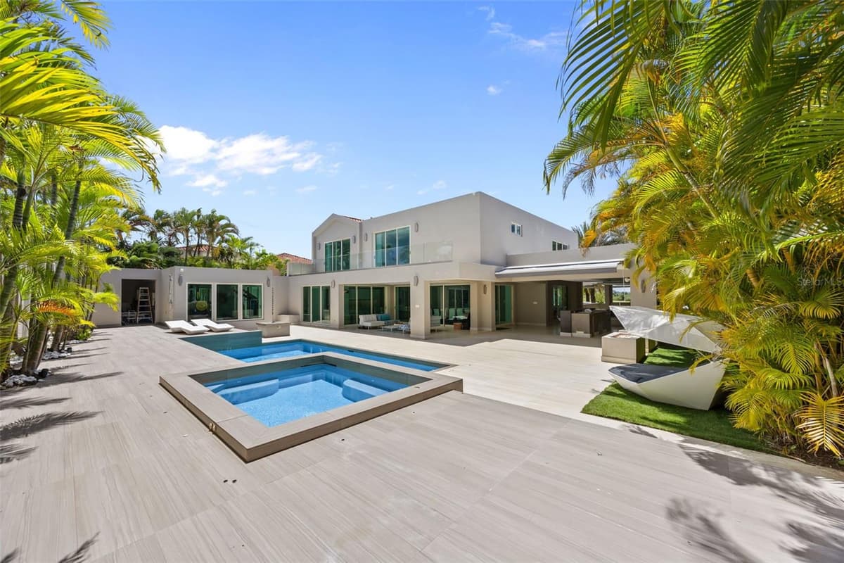 442 DORADO BEACH EAST — photo 36 of 41