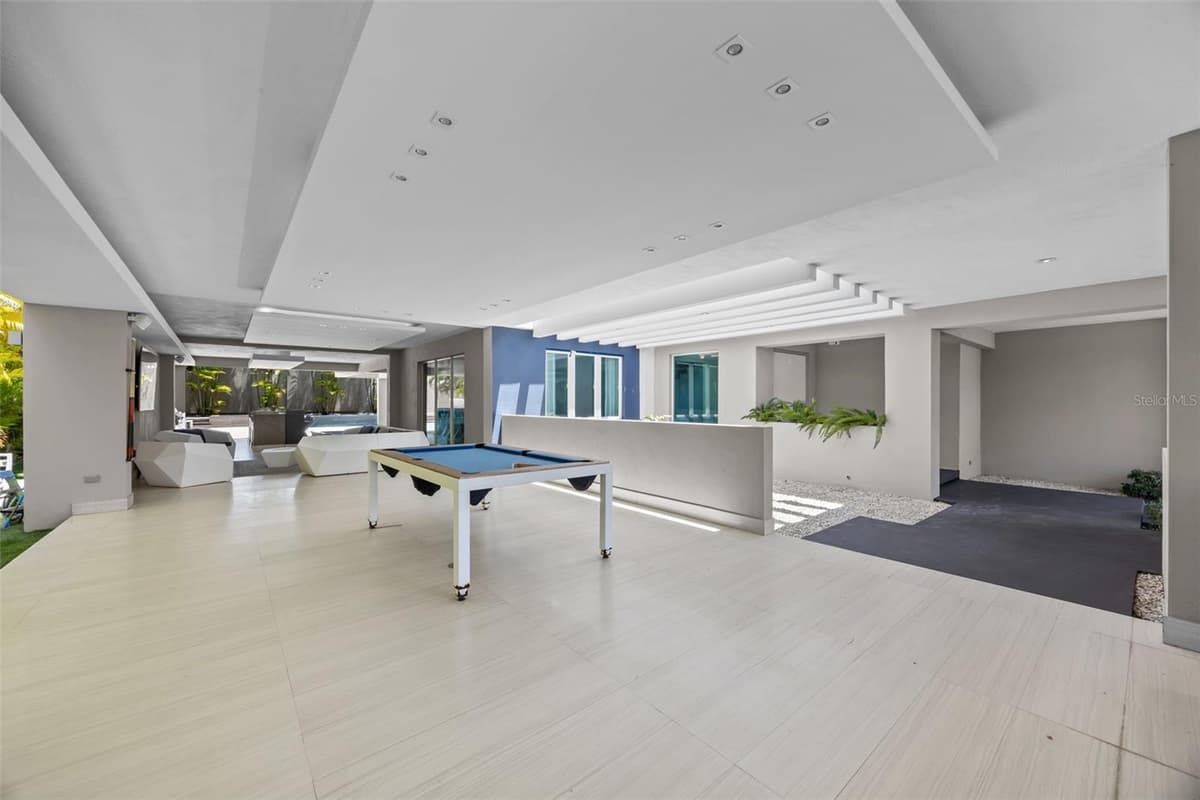 442 DORADO BEACH EAST — photo 40 of 41