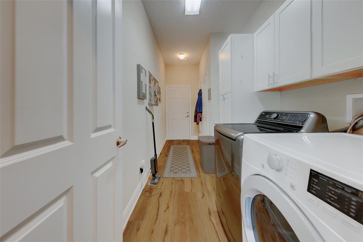 7405 70TH AVENUE — photo 20 of 76