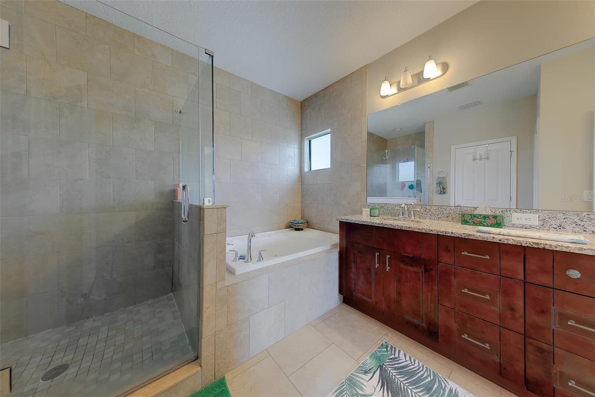 7405 70TH AVENUE — photo 32 of 76