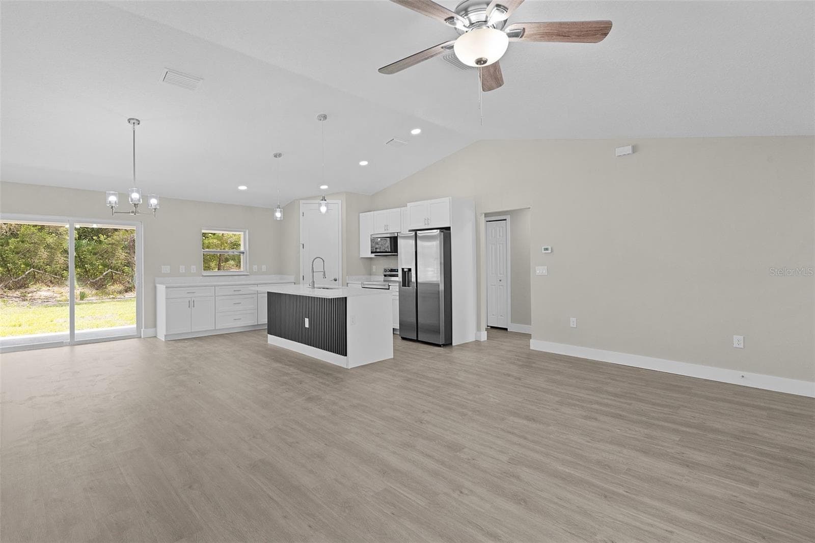 44 MALAUKA DRIVE — photo 11 of 34