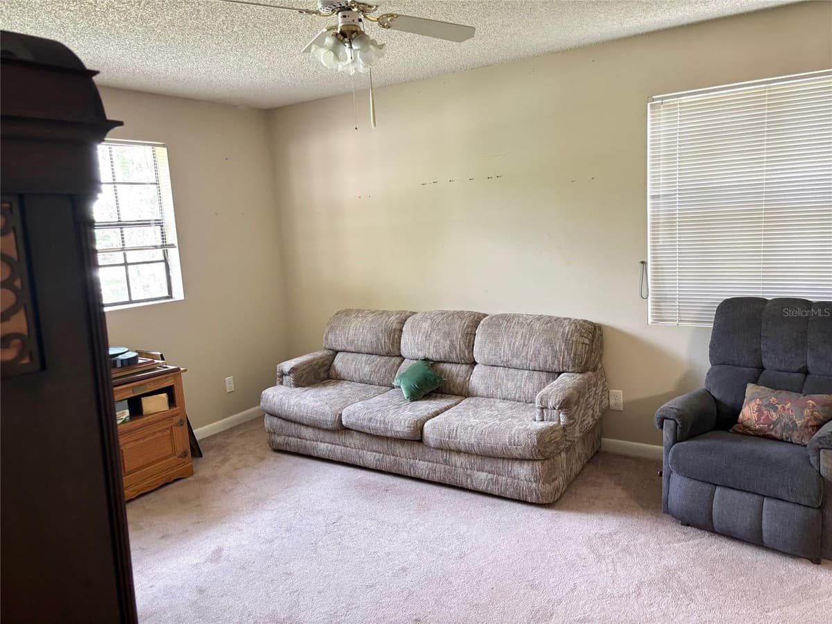 333 RIVIERA DRIVE — photo 12 of 22