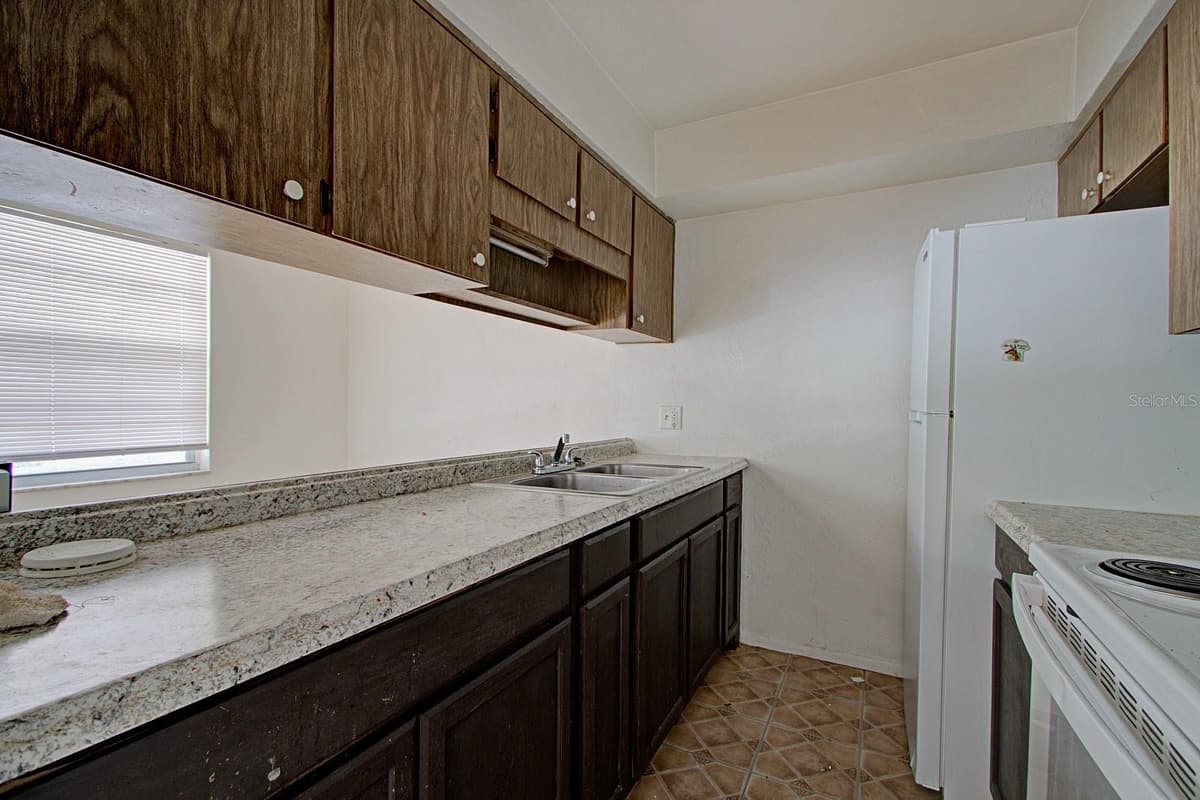 830 CLAKE STREET — photo 25 of 31