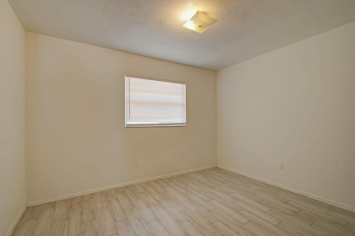 830 CLAKE STREET — photo 18 of 31