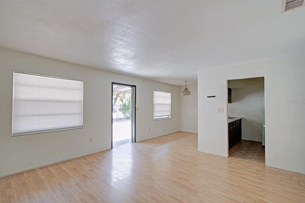 830 CLAKE STREET — photo 22 of 31