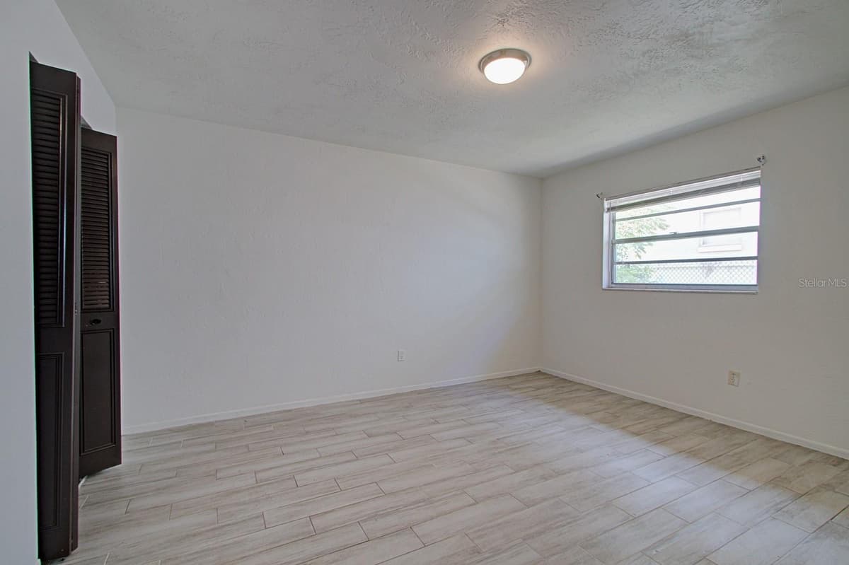 830 CLAKE STREET — photo 16 of 31