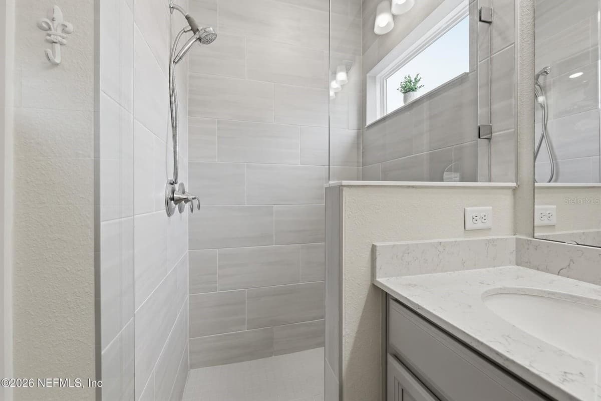 312 STILLWATER BOULEVARD — photo 23 of 53