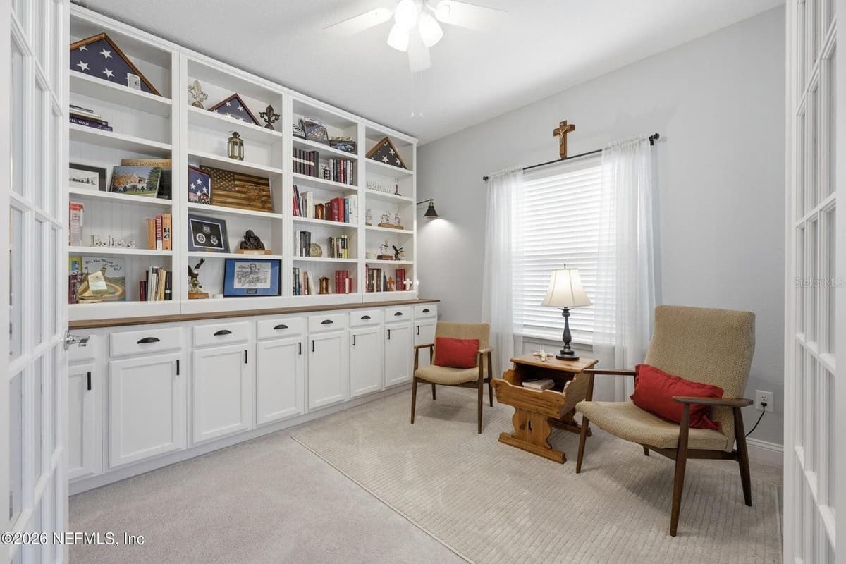 312 STILLWATER BOULEVARD — photo 4 of 53