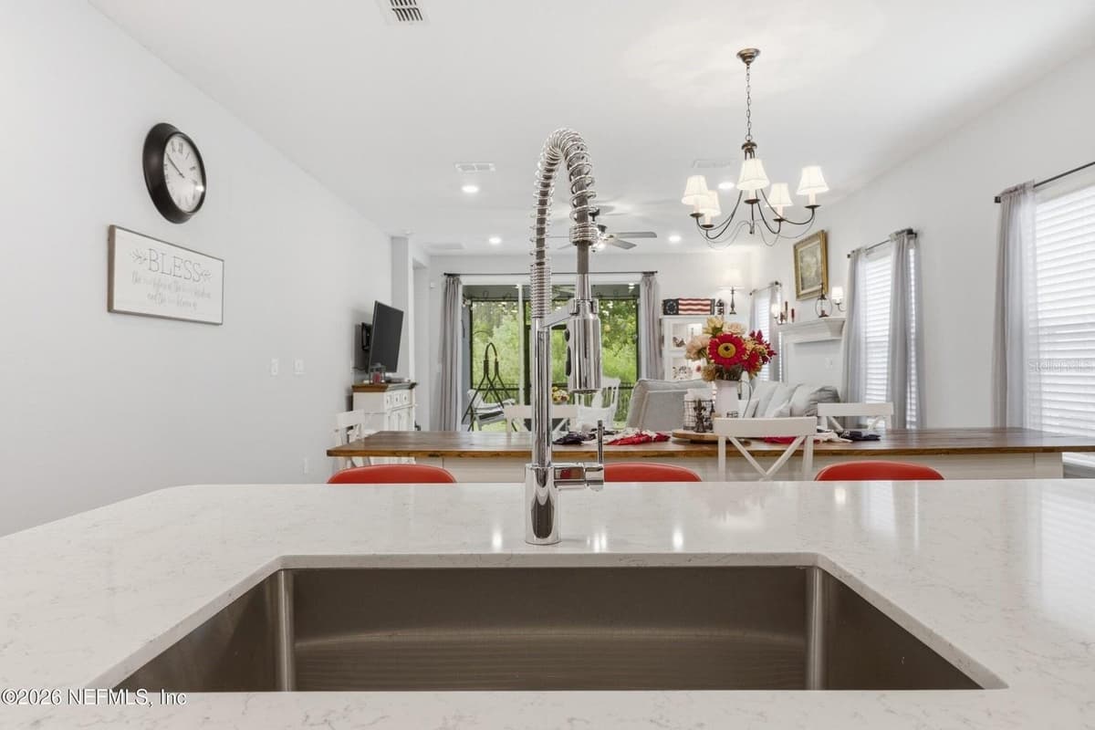 312 STILLWATER BOULEVARD — photo 13 of 53