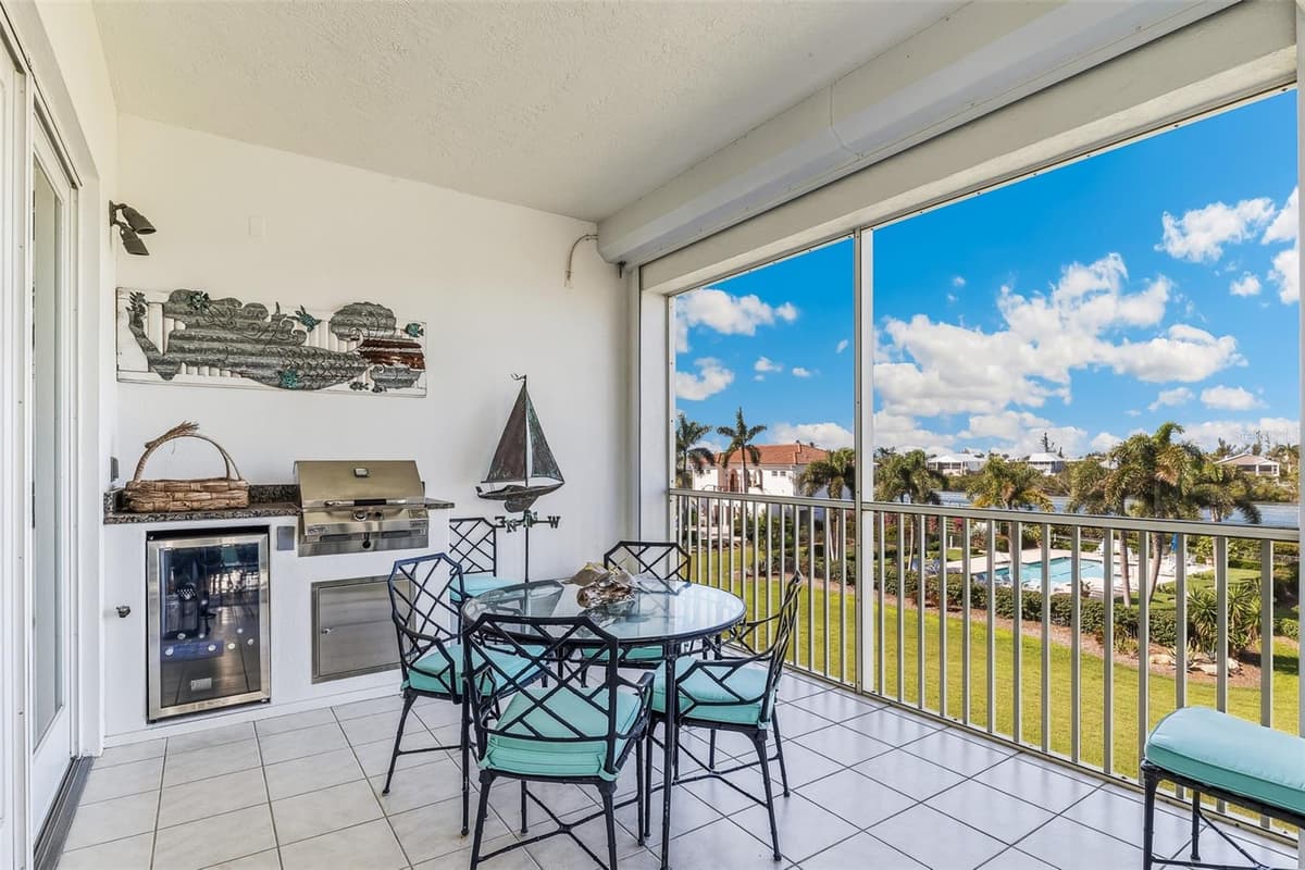11200 HACIENDA DEL MAR BOULEVARD — photo 14 of 40