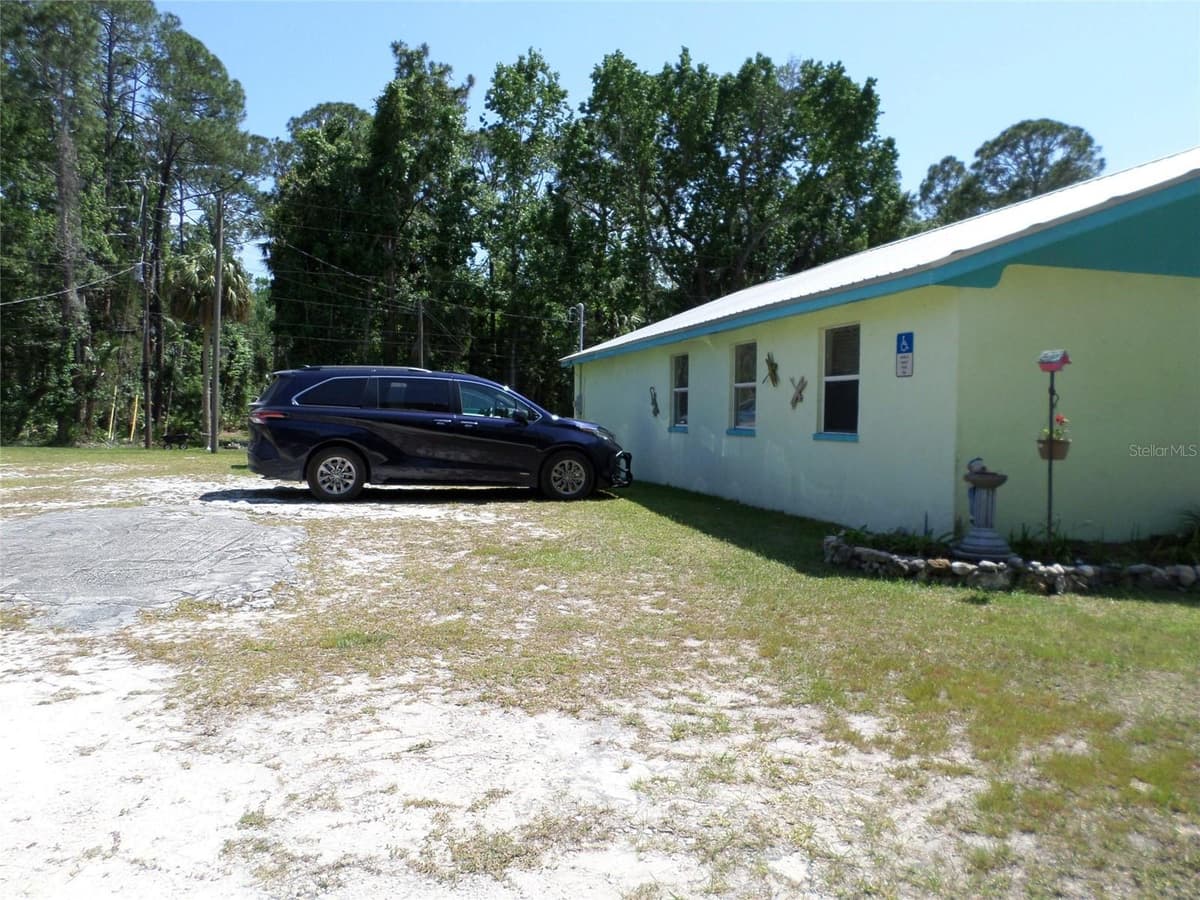 6005 HIGHWAY 40 — photo 17 of 57